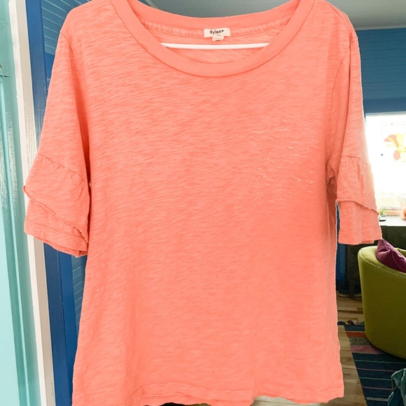 dylan crinkle tshirt in peach sz Small - Picture 2 of 4